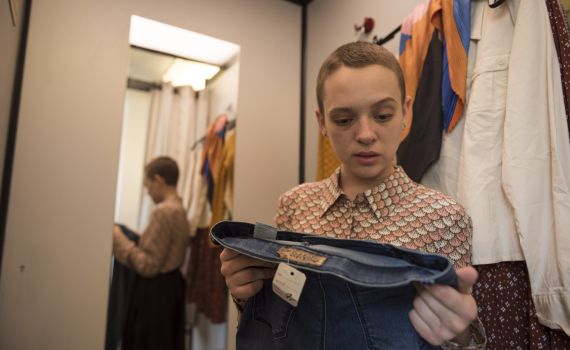 מה תלבש שירה האס לטקס גלובס הזהב הלילה