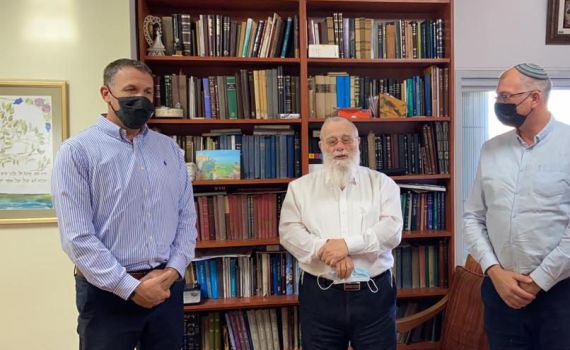 הרב אייזמן: "קורא לציבור להצביע למפלגת ימינה״