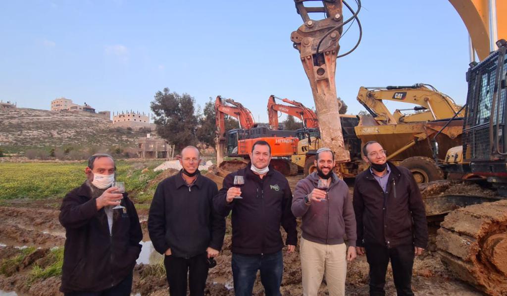 שלוש שנים לשביתת הרעב: החלה סלילת עוקף חווארה