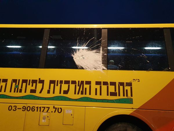 אבנים הושלכו לאוטובוס של הציונות הדתית בשא-נור