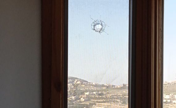 חלון בית ביישוב תקוע נפגע מירי במהלך השבת