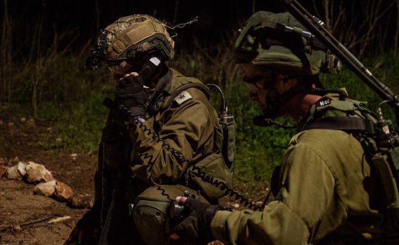 צה"ל עצר 7 חשודים ששרפו ספרי תורה בבנימין