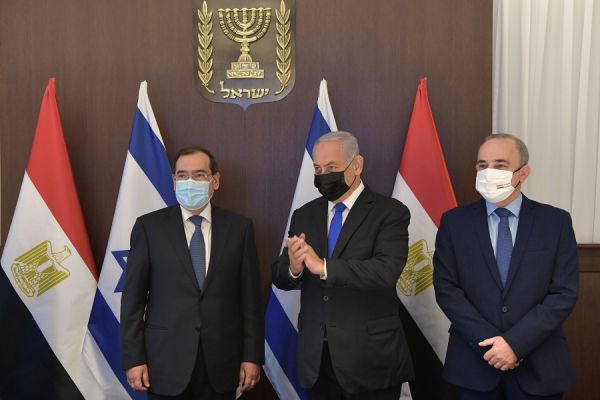 "הזדמנות אדירה": נתניהו נפגש עם השר המצרי