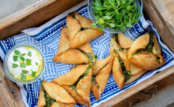 כאלו עוד לא טעמתם: מתכון לאוזני המן במילויים מלוחים