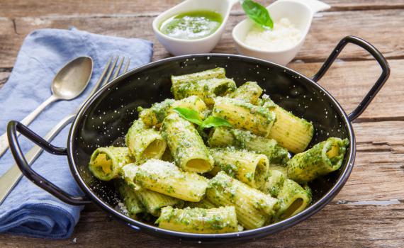 טעים ומהיר: מתכון לפסטה ברוטב פסטו משגע