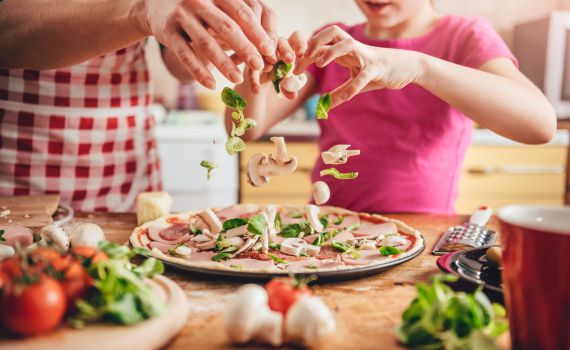 יום הפיצה הבינלאומי: 7 מתכונים ללהיט האיטלקי