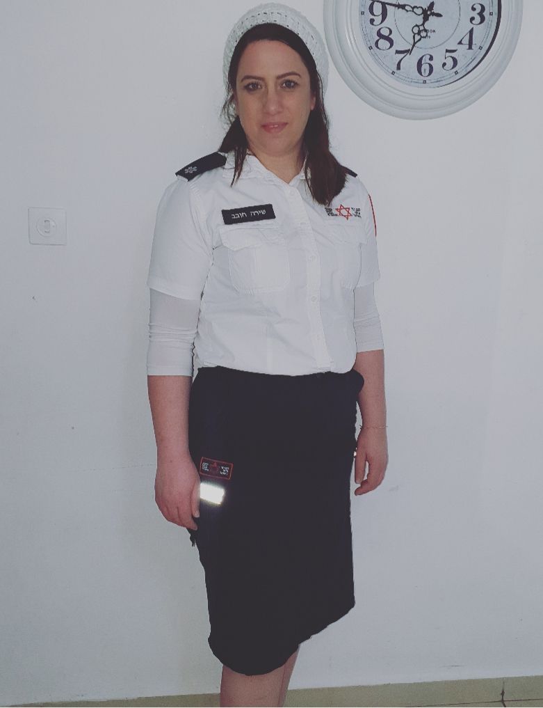 הפתרון האופנתי של מד"א למתנדבות הסרוגות