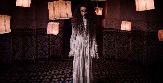 ×ž×ª×¤×–×¨×ª ×'×™×Ÿ ×©× ×™ ×¢×•×œ×ž×•×ª ×™×•×'×œ ×