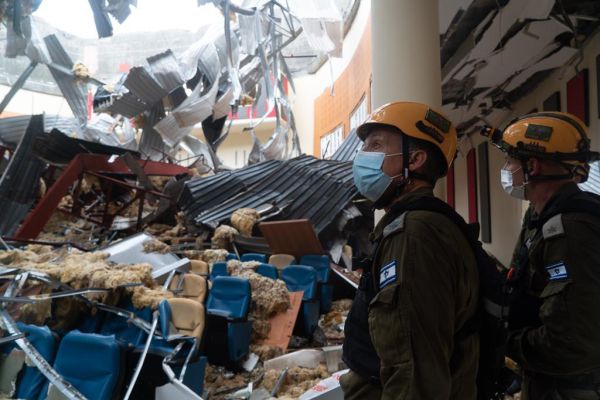 צפו: הרמטכ"ל בשיחה עם צוות הסיוע בגינאה המשוונית