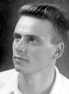 היום בהיסטוריה: העילוי שנפל כשהסתער בראש