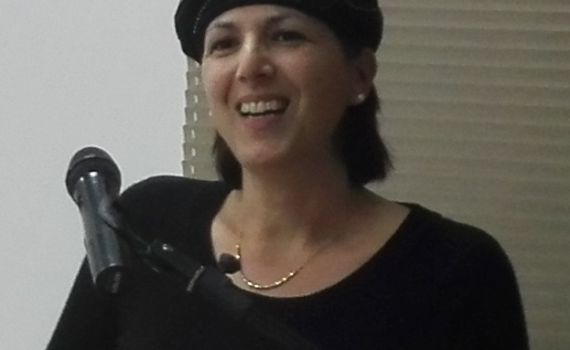 הפרופסורית הסרוגה תזכה לאות אבירות ממרכז פרס