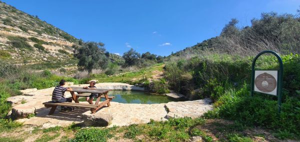 הטבע חיכה להמונים: בתיירות בנימין נערכים למטיילים הרבים בפסח
