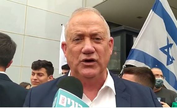גנץ לסרוגים: "אני מוטרד, חשוב שכולם יצאו להצביע"
