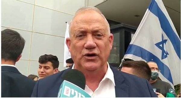 גנץ לסרוגים: "אני מוטרד, חשוב שכולם יצאו להצביע"