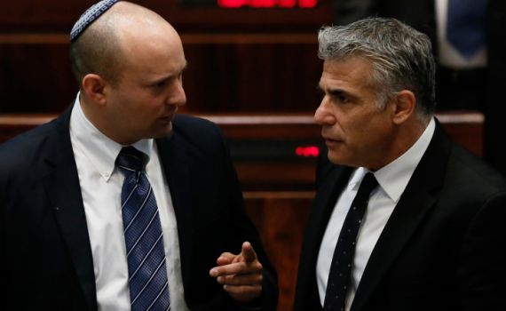 סקר: לפיד ממשיך להתחזק; בנט שלישי; סער צולל