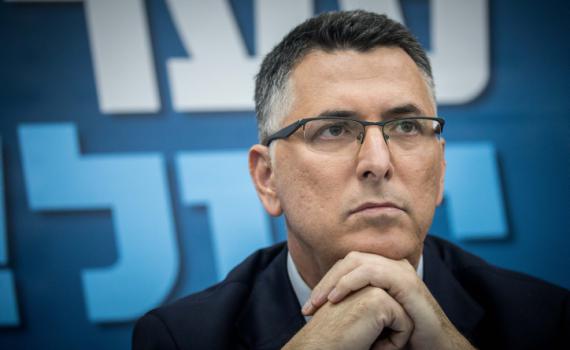 סקר דרמטי: לפיד מזנק; סער מתרסק לחד ספרתי