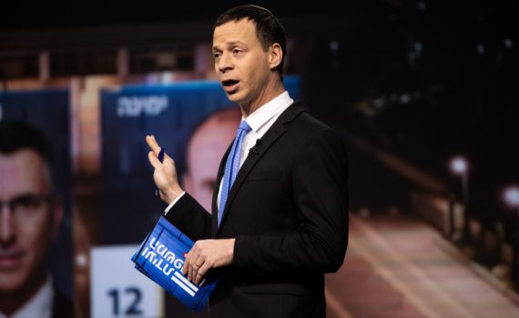 עמית סגל נגד פייגלין: רוצה להתאבד? עשה זאת לבד