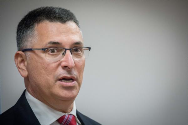 סקר: גוש נתניהו נוסק; סער בשפל חסר תקדים