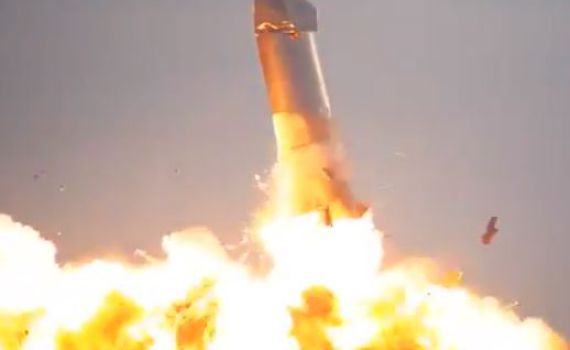 תיעוד מטורף: חללית התפוצצה אחרי הנחיתה