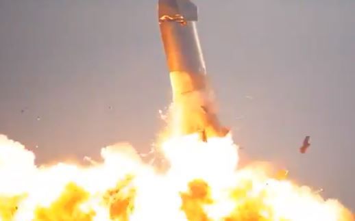 תיעוד מטורף: חללית התפוצצה אחרי הנחיתה