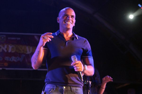 חצי שנה אחרי שילדה: דניאל ואייל גולן מצפים לילד שני