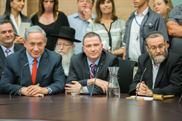 דיווח: נתניהו פנה ליהדות התורה. גפני: "תנו לחשוב"