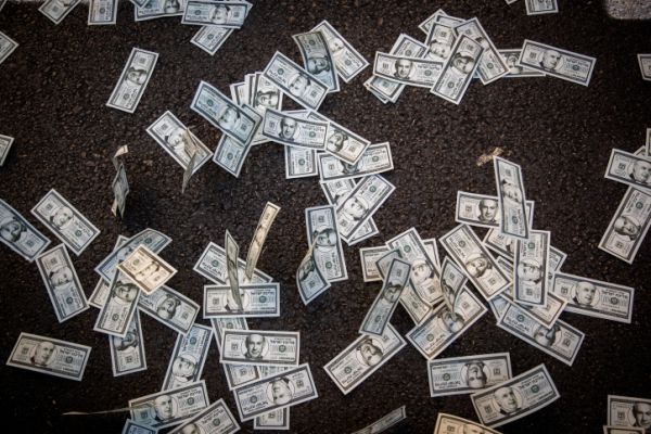 לא רק לוטו: איך מתנהלים כשזוכים בכל כך הרבה כסף?