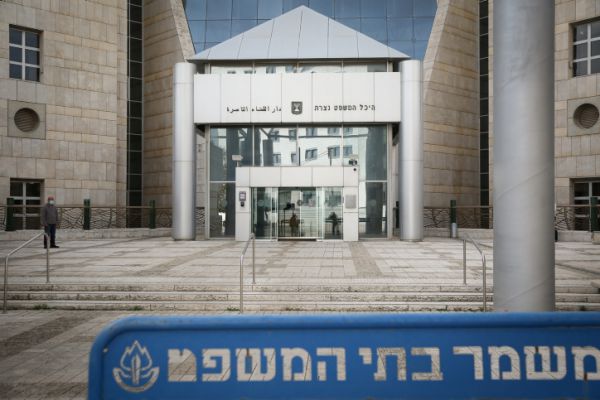 עו"ד על הפרשה • צו: נטילת אחריות אישית