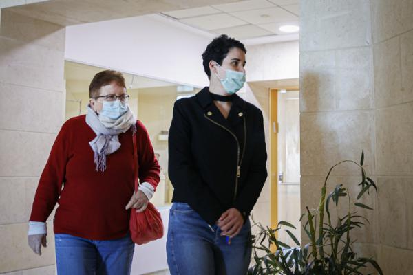 לכבוד יום האשה: שירה איסקוב על שער מגזין אופנה