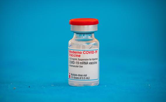 חברת פייזר: חיסון הקורונה בטוח לילדים מגיל 12