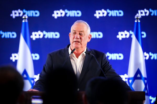 "אזהרה לנפתלי בנט ומנסור עבאס- ביבי משתמש בכם"
