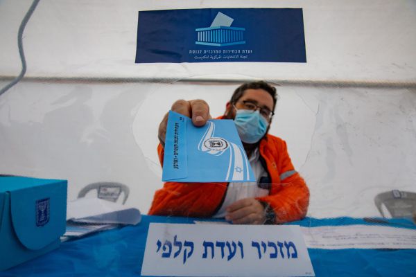 אחוזי הצבעה נמוכים: למי זה רע? למי זה יכול לעזור?