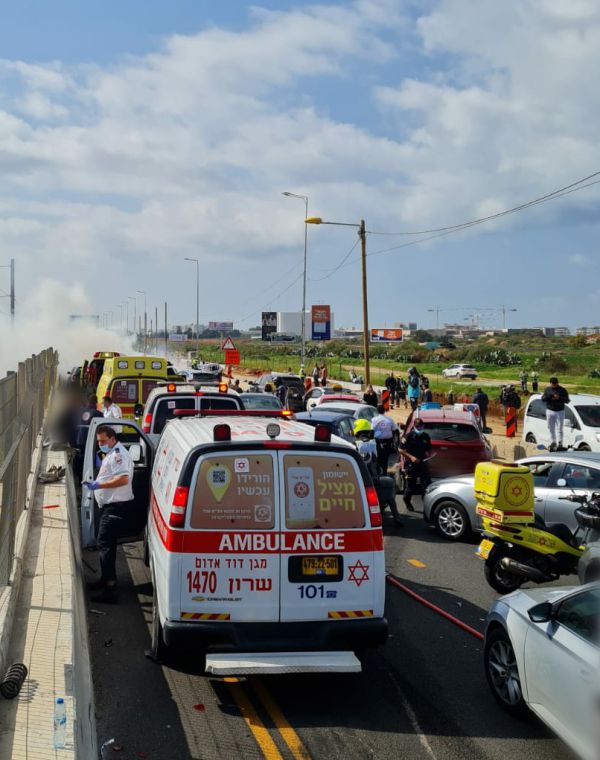 נמלט מהשוטרים על 148 קמ"ש ופגע במספר כלי רכב