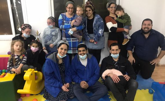 קהילת בני עקיבא בקרית ים לא נותנת לקשישים למות לבד בבית