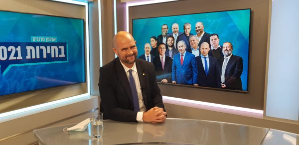 אוחנה: אין לי אמון ביועמ"ש, טוב אם היה מתפטר