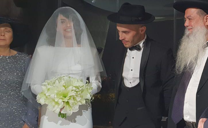 נתן גושן התחתן: מהיכן שמלת הכלה הצנועה
