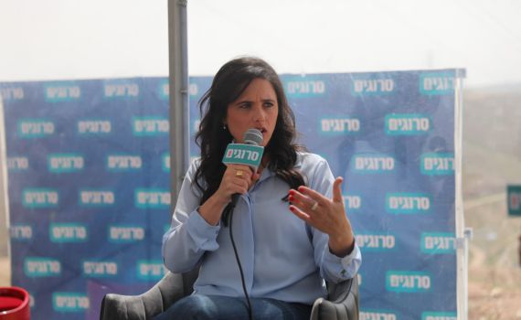 שקד לסרוגים: "נתניהו הוא אדריכל ממשלות השמאל"