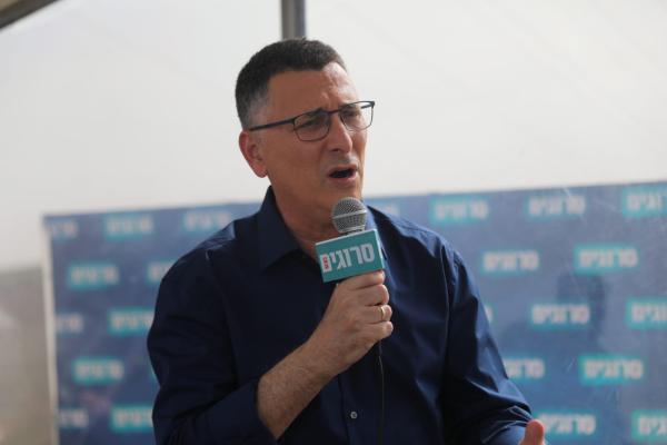 סער מגיב: "המשך כהונת נתניהו פוגעת בישראל"