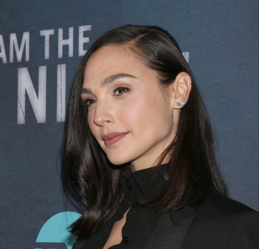 הרשת גועשת: האם גל גדות בהריון שלישי?