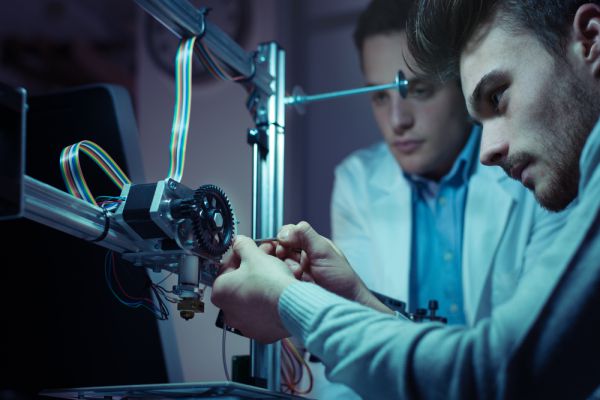 רמה גבוהה ללימודים: בואו להכיר את עולם ההנדסה