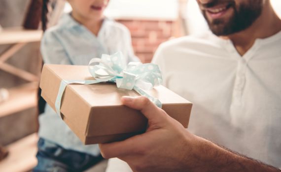 מי אמר שאין אפיקומן? 4 מתנות שילדים אוהבים