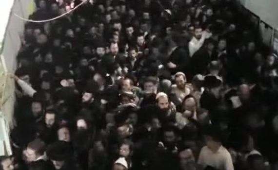 רגע לפני האסון במירון: כך נראה הדחק במעבר הצר