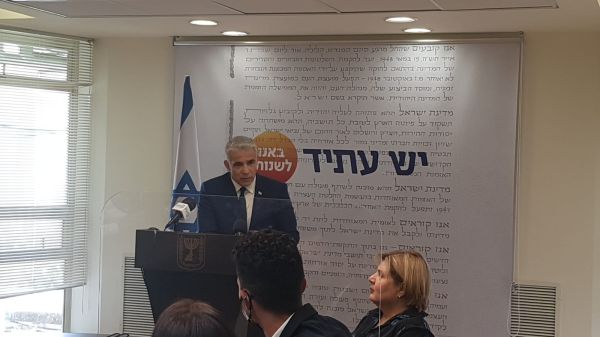 לפיד: אחרי שנתניהו ייכשל נבקש מהנשיא את המנדט