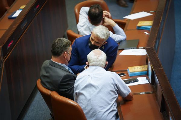 לחץ על סער להקים ממשלה עם הרשימה המשותפת