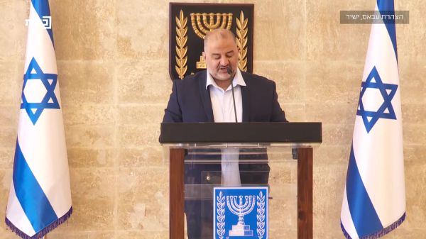 לא שולל את ממשלת בנט: "כל האופציות על השולחן"