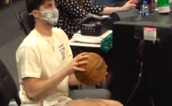 צפו: הסל המדהים של דני אבדיה מהספסל