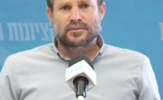 סמוטריץ': בנט צריך להחליט אם הוא ימין או שמאל?