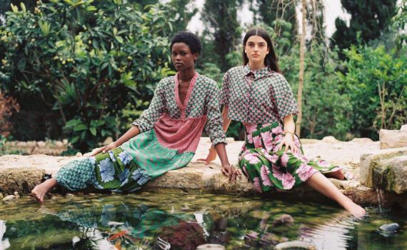 לארה רוסנובסקי בקולקציה צנועה ויש גם נציגה דתיה