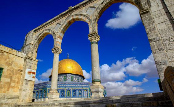 האם מותר לעולי הר הבית להצטלם על ההר?