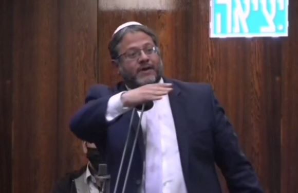 בן גביר נאם; הח"כים יצאו: "לרגע הזה חיכיתי". צפו